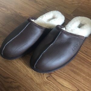 Men’s size 13 UGG ‘Scuff’ slipper